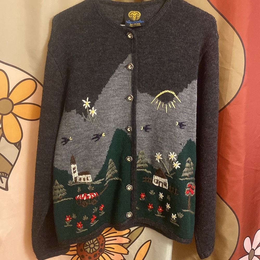 Lanamoden Salisburg knit yarn embroidered scenery cardigan